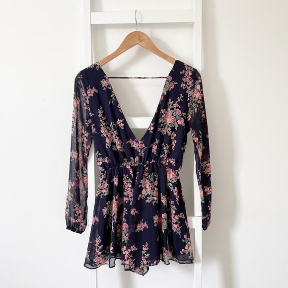 A’GACI Open Back Floral Romper Size Small - Picture 5 of 7